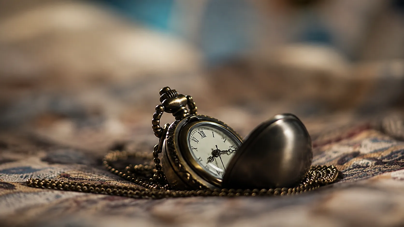 The three phases of the roadmap to become a software architect starting from senior developer